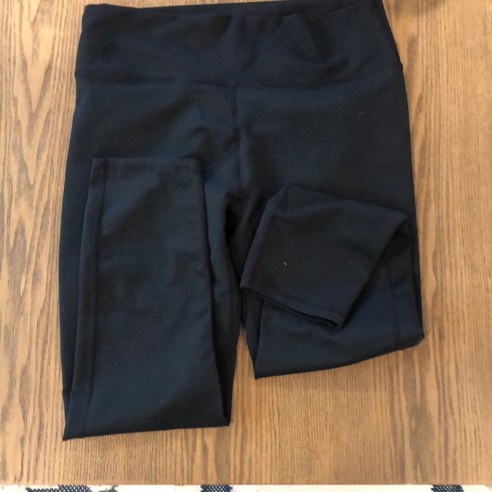 Black Fabletics Leggings